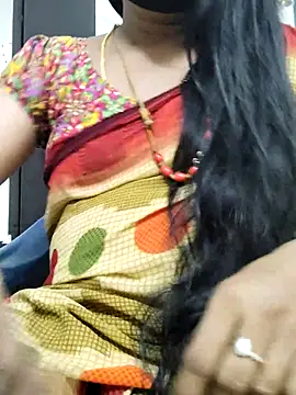 Snapshot of Tamilrojanew chatting on September 12, 5:20 pm Tamilrojanew online show from September 12, 5:20 pm