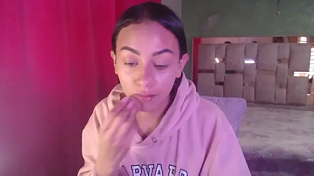 Little aphrodite online show from December 18, 9:41 pm