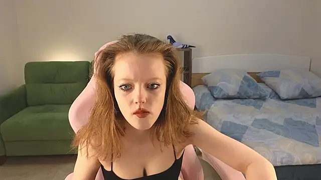 Eveleen Soleen online show from November 12, 2:37 pm