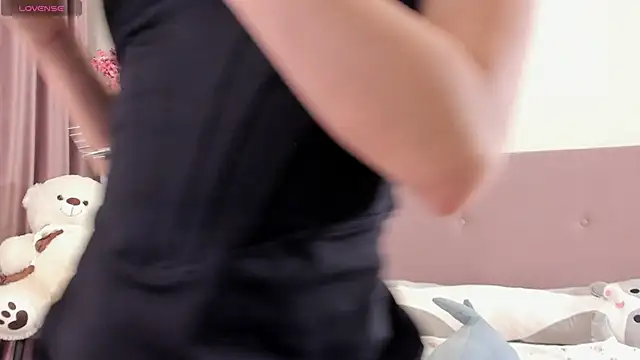 Shadow Dance online show from January 15, 3:07 pm