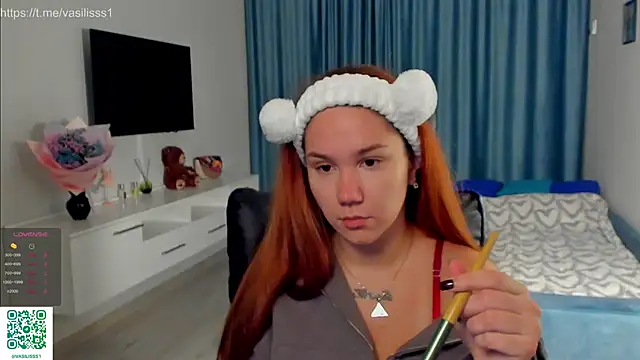 Snapshot of VasilisaHaas chatting on October 6, 10:25 pm VasilisaHaas online show from October 6, 10:25 pm