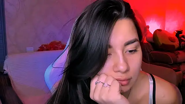 Snapshot of Swee_Alicee chatting on October 8, 7:18 pm Swee Alicee online show from October 8, 7:18 pm