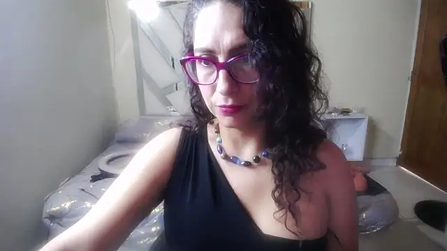 marilynetthan online show from March 4, 2:12 pm