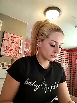 lexybabyxo online show from February 11, 2:07 pm