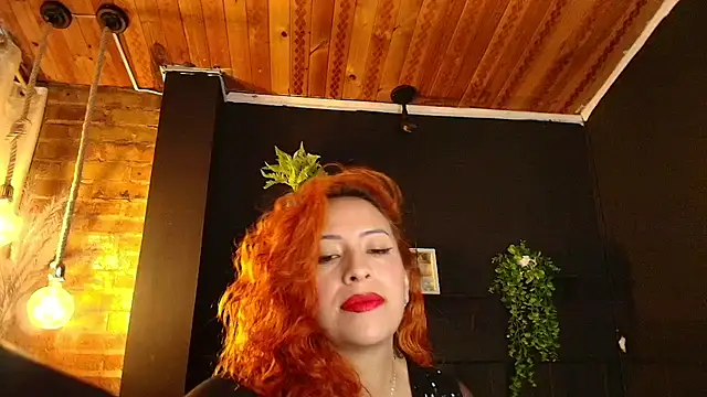 sahra taylor  online show from November 1, 2:43 pm