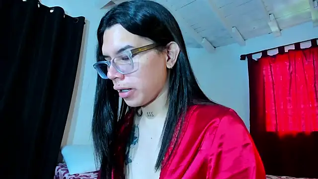 Samantha Rusell online show from July 27, 4:15 pm