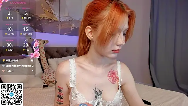 Linablueeyed online show from July 20, 10:39 am