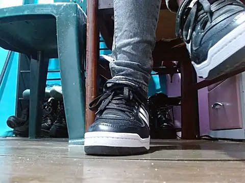 sammy goddess online show from February 18, 8:30 pm