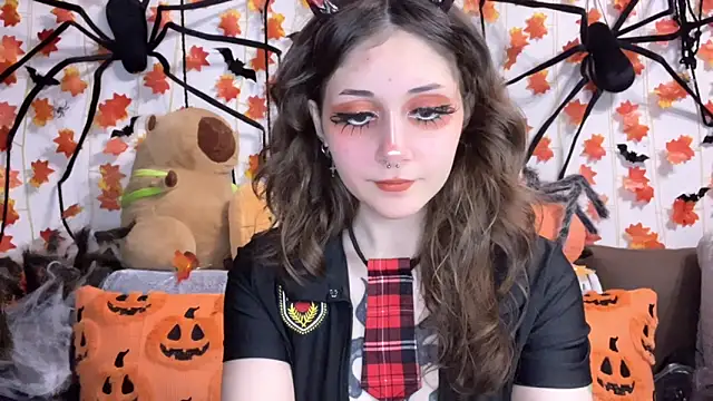 Snapshot of _Devill_Baby chatting on October 3, 4:45 pm Devill Baby online show from October 3, 4:45 pm