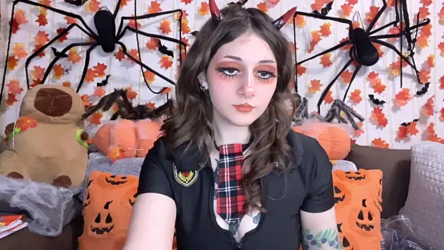 Snapshot of _Devill_Baby chatting on October 6, 6:34 pm Devill Baby online show from October 6, 6:34 pm