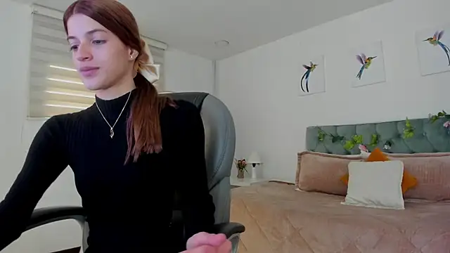 Nora Vennucci online show from July 7, 8:22 pm