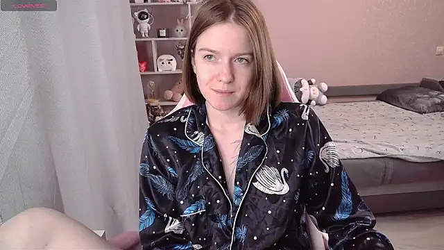 CassieJuice69 online show from November 2, 3:59 pm