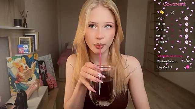 Snapshot of lisa_barbie chatting on September 30, 8:09 am lisa barbie online show from September 30, 8:09 am