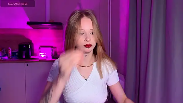 lisa barbie online show from March 31, 7:14 pm