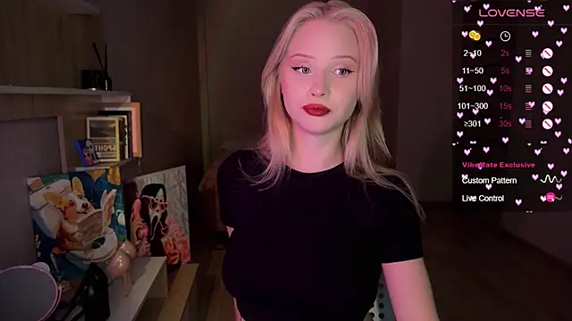 Snapshot of lisa_barbie chatting on September 24, 5:34 pm lisa barbie online show from September 24, 5:34 pm