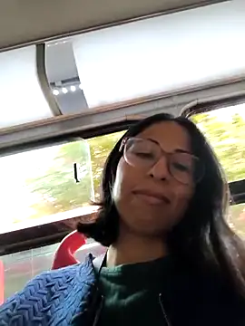 MirandaSingle online show from May 29, 3:21 pm