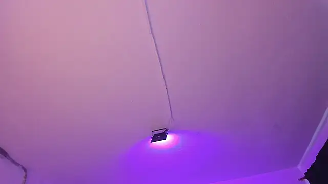 Amy Kiitty  online show from December 16, 12:55 pm