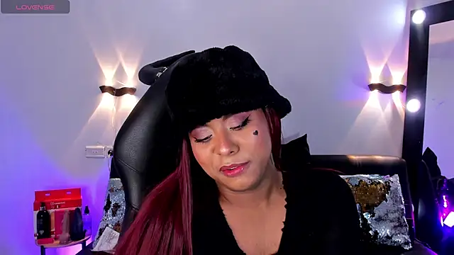 Emili Roux online show from April 19, 6:10 pm