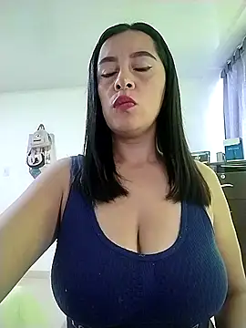 hailey85 online show from February 15, 6:18 pm