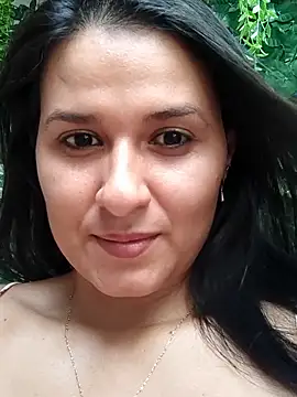 Snapshot of elena_jonees chatting on September 12, 8:16 pm elena jonees online show from September 12, 8:16 pm