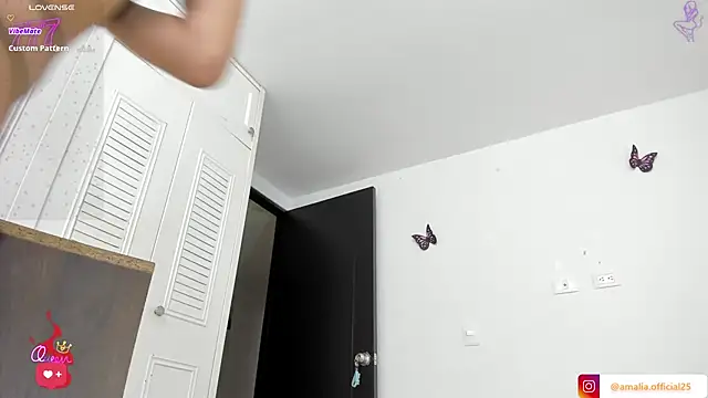 sweet amalia4 online show from March 11, 10:23 pm