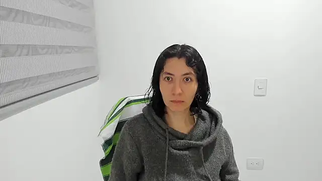 Snapshot of Electraa_fox chatting on October 17, 12:58 am Electraa fox online show from October 17, 12:58 am