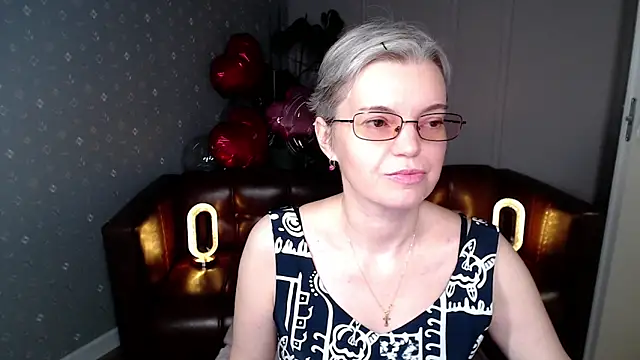 Cutie Erikaa1 online show from March 2, 2:33 am