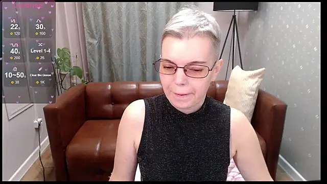 Cutie Erikaa1 online show from November 18, 2:23 am