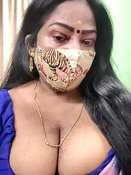 Snapshot of maniisha chatting on October 19, 7:49 pm maniisha online show from October 19, 7:49 pm