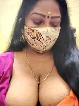 Snapshot of maniisha chatting on October 8, 8:35 pm maniisha online show from October 8, 8:35 pm