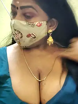 Snapshot of maniisha chatting on October 10, 8:58 pm maniisha online show from October 10, 8:58 pm