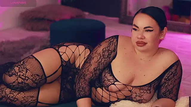 MissLilaa online show from November 22, 6:32 pm