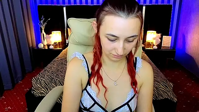 Snapshot of Roxy_Rayy chatting on October 15, 2:52 pm Roxy Rayy online show from October 15, 2:52 pm