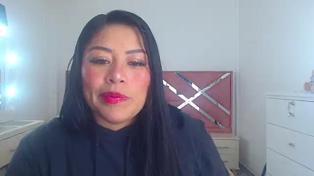 Snapshot of moan_sex2 chatting on October 12, 2:47 am moan sex2 online show from October 12, 2:47 am
