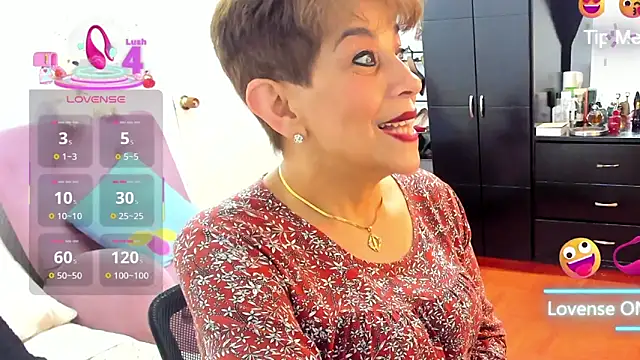 Snapshot of Angelina_Stone_65 chatting on September 9, 3:01 pm Angelina Stone 65 online show from September 9, 3:01 pm