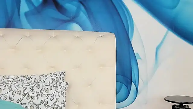 SkinnyDolly online show from June 23, 3:26 am