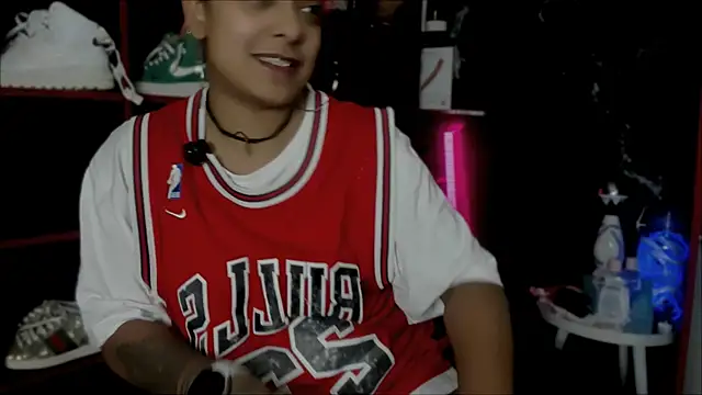 Indianbrownie online show from January 16, 8:16 pm