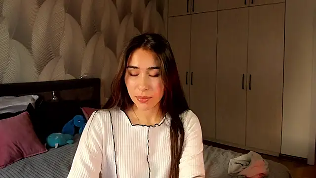 Bambiii bby online show from November 1, 2:16 am