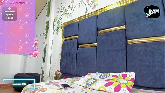 skaysanchez1 online show from October 20, 7:06 pm