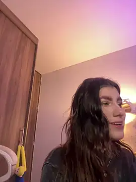 ARITOO  online show from May 15, 10:56 pm