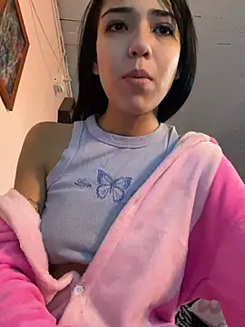 kittyprettybby online show from May 10, 8:55 pm