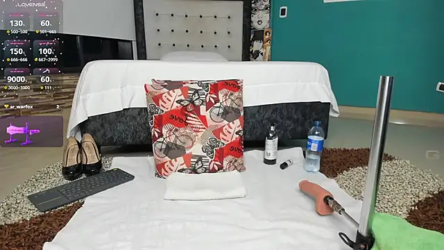 kinky polar online show from November 22, 3:42 am