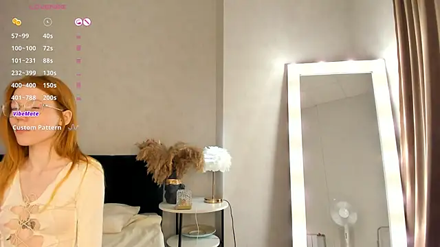 Esme Runn online show from October 28, 3:23 am