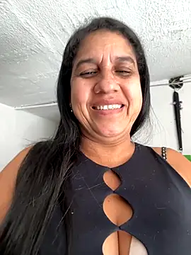 siri duque online show from October 18, 6:31 pm