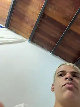 Leo bunny hot online show from December 13, 8:26 pm