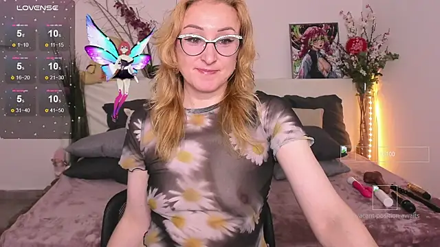 Snapshot of MadissonKiss chatting on September 9, 1:27 am MadissonKiss online show from September 9, 1:27 am
