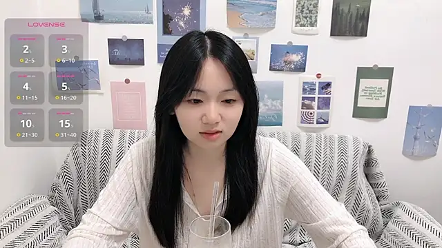 LiLiYbaby online show from September 12, 6:57 am