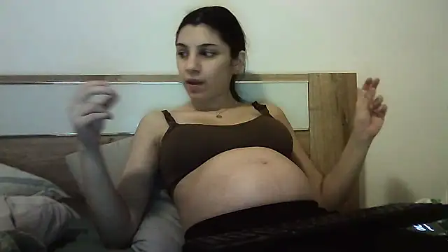 Ahotkittyxxx online show from November 15, 6:09 pm