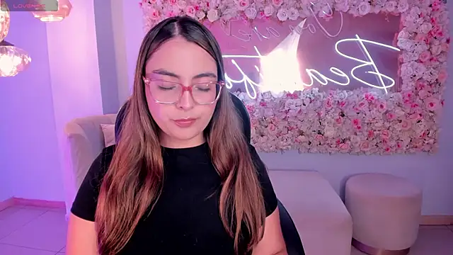 AllisonRogersX online show from April 8, 4:03 am