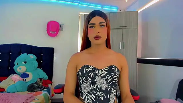 Snapshot of Hellen_moons__ chatting on October 2, 7:08 pm Hellen moons online show from October 2, 7:08 pm
